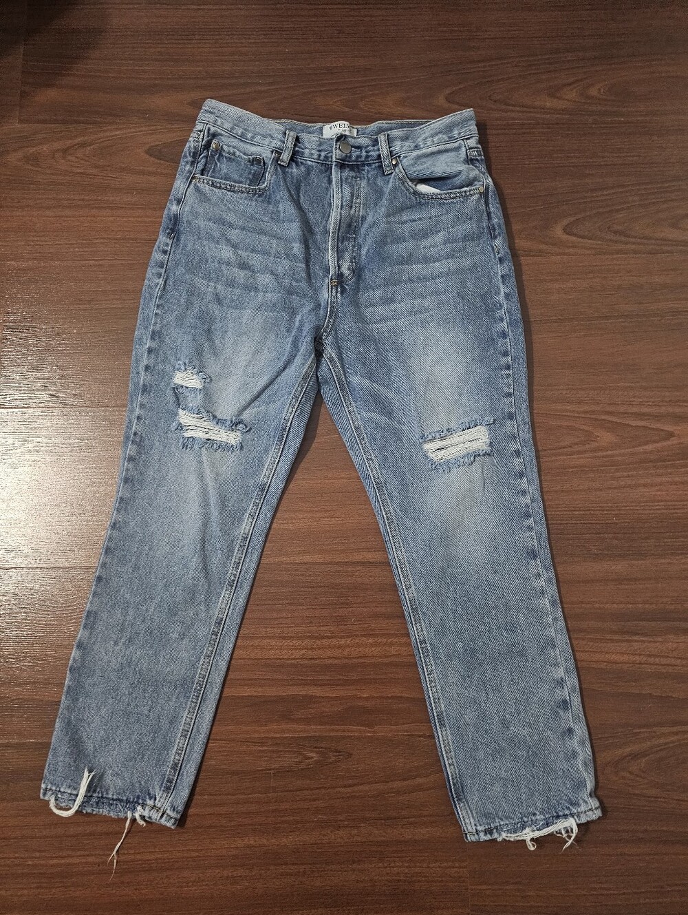 Twelve By Ontwelfth Women's Straight Leg Light Wash Distressed Jeans